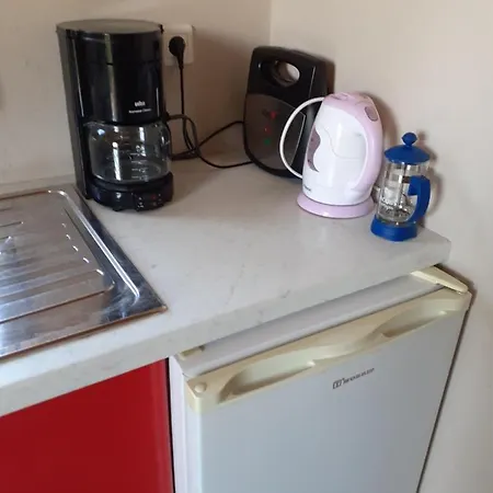 Phyllida - B1 زاخارو